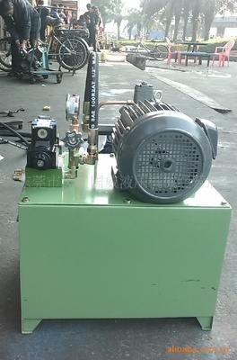 國威液壓 專業(yè)打造2.2KW非標液壓站動力系統(tǒng)，助力高效流體傳動